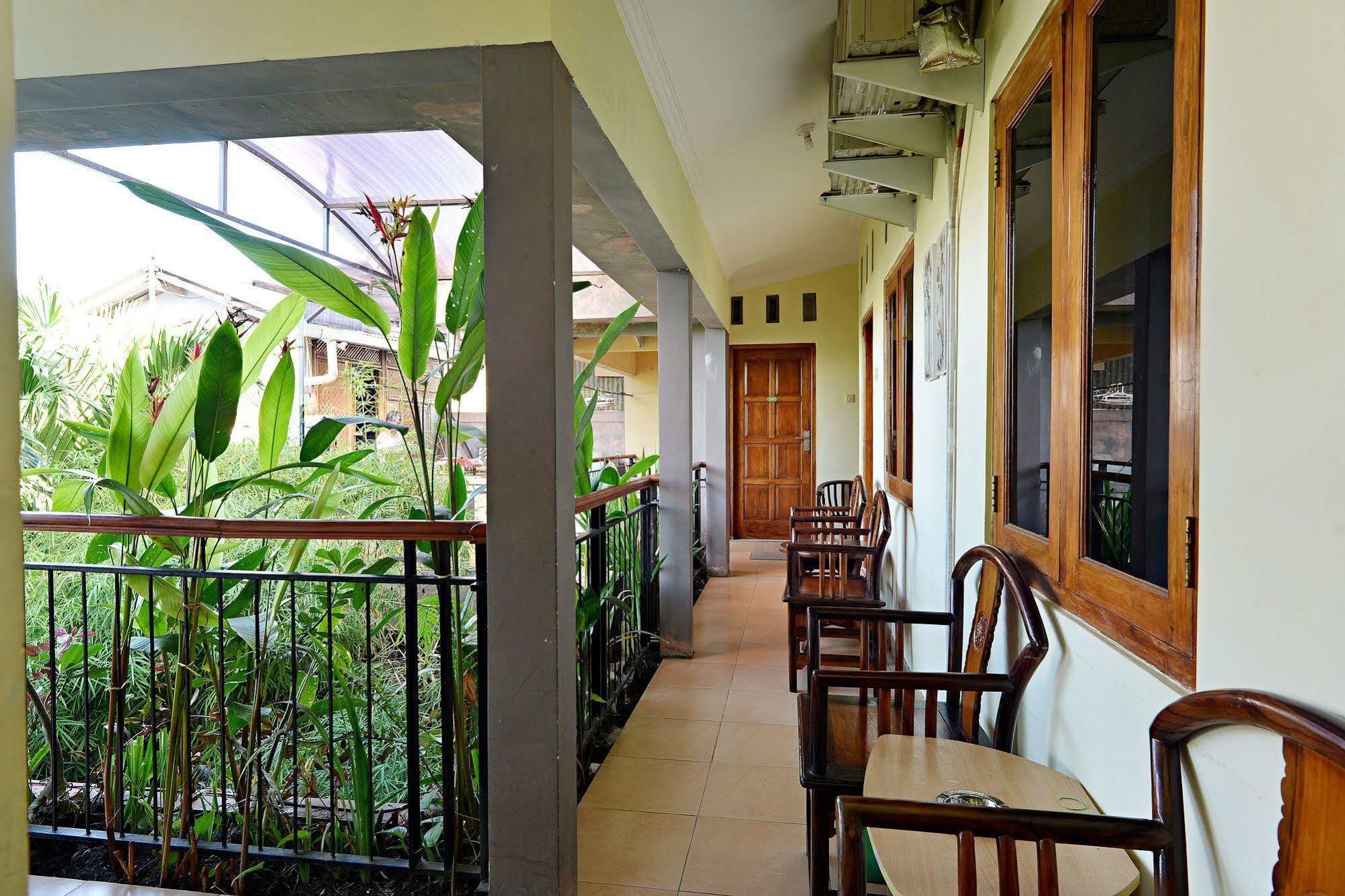 Zen Rooms Sabana Urip Sumoharjo Yogyakarta Bagian luar foto